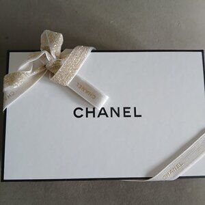Chanel Ultra Le Tint Foundation BD51 x 2 plus Hydra Beauty Camellia Water Cream